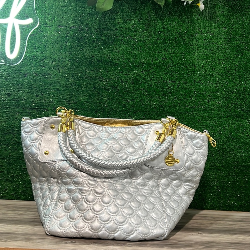 Big Buddha shoulder bag
